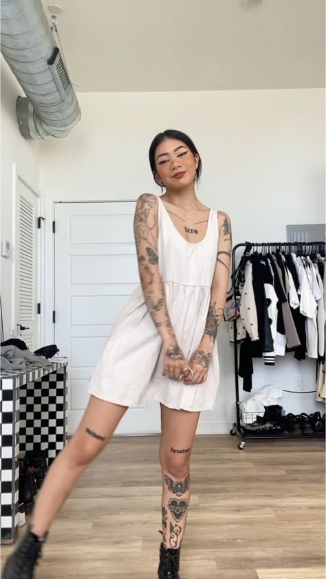 Oversized White Graphic Tee Outfit, Basic Edgy Outfits, Megmurayama Outfits, Afends Dress, Short Black And White Dress, Big Shirt Outfits, Edgy Outfits Summer, Summer Outfits Edgy, Nonbinary Fashion