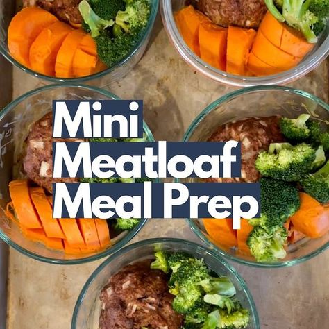 Krista Pool Meal Prep, Pyrex Bowl Meal Prep, Glass Bowl Meal Prep, Krista Pool, Sweet Potatoes And Broccoli, Meal Bowls, Stay Fit Mom, Potatoes And Broccoli, Golo Recipes