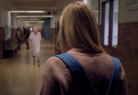 It Follows Movie, Netflix Horror, Horror Movies Scariest, It Follows, Spooky Movies, Best Horror Movies, Horror Lovers, Movie Shots, Adventure Movies