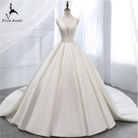 Satin Ball Gown Wedding Dress, White Ball Gown, White Ball Gowns, Satin Ball Gown, Pnina Tornai, White Wedding Dress, Backless Wedding, Wedding Dresses Satin, Princess Wedding Dresses