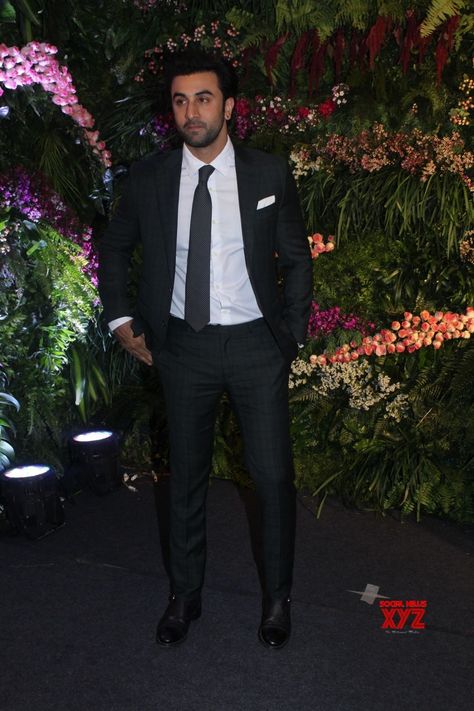 Mumbai: Virat Kohli  Anushka Sharma's wedding reception  Ranbir Kapoor - Social News XYZ Ranbir Kapoor Suit, Ranveer Kapoor, Virat Kohli Anushka Sharma, Kohli Anushka, Anushka Sharma Virat Kohli, Siddharth Malhotra, Virat Kohli And Anushka, Groom Suits, Groom Dress Men