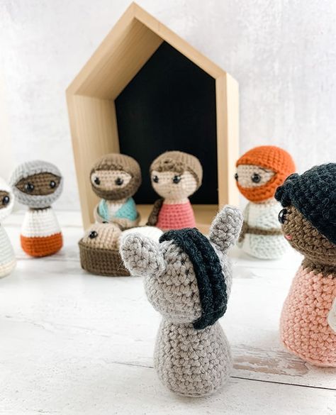 Free Crochet Donkey Pattern - Nativity CAL Part 3 - Grace and Yarn Crochet Nativity Set, Grace And Yarn, Crochet Nativity, Crochet Figures, Christmas Nativity Set, Amigurumi Cow, Crochet Decor, Crochet Things, Crochet Inspiration