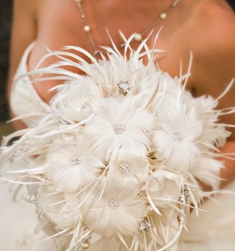 Feathers Alternative Wedding Bouquet, Feather Bouquet, Great Gatsby Wedding, Feather Wedding, Gatsby Wedding, Brooch Bouquet, Brooch Bouquets, White Feathers, Bride Bouquets