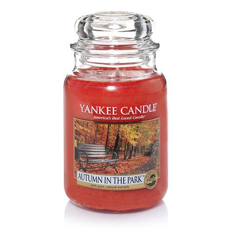 Autum Wreath™ Candles | Yankee Candle Peeled Apple, Yankee Candle Autumn, Yankee Candle Halloween, Autumn Candles, Yankee Candle Fall, Candle Autumn, Yankee Candle Scents, Candle Obsession, Candle Halloween