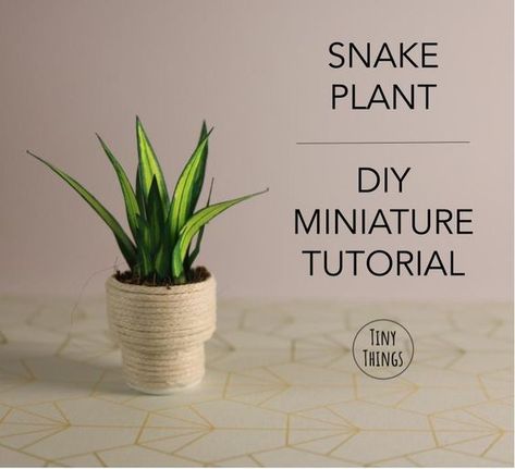 Miniature Paper Plants Diy, How To Make Miniature Plants, Miniature Plants Diy How To Make, Dollhouse Balcony, Mini Plants Diy, Paper Plants Diy, Mini Apothecary, Dollhouse Plans, Mini Room