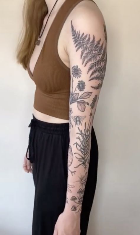 Tattoo Sleeve Botanical, Patch Work Tattoo Sleeve Women, Botanical Tattoo Sleeve, Tattoo Sleeve Women, Patch Work Tattoo, Tattoos Floral, Nouveau Tattoo, Fern Tattoo, Women Nature