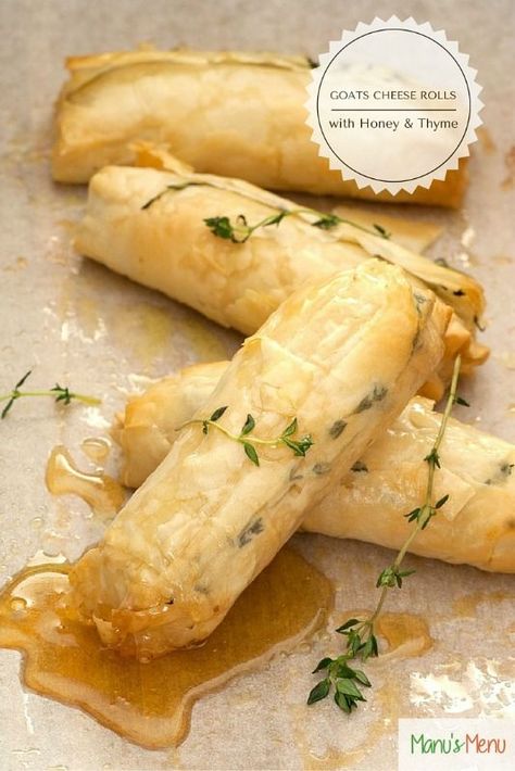 Goats Cheese Rolls with Honey and Thyme Egg Benedict, Baked Goat Cheese, Cheese Rolls, Goats Cheese, Cheese Rolling, Buffalo Chicken Dip, God Mat, Think Food, Snacks Für Party