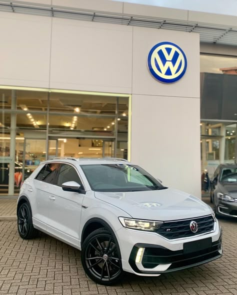 Harry Cooper - VW Portsmouth on Instagram: “What a car!🚀 Some more images of the amazing T-Roc R finished in White Silver, that I handed over recently 😍🔥 . . 𝙁𝙤𝙡𝙡𝙤𝙬 𝙢𝙚:…” Vw Polo Gti, White Suv, Christmas Gift Cards, White Cars, Car White, Polo Gti, Money Vision Board, First Cars, Volkswagen Car