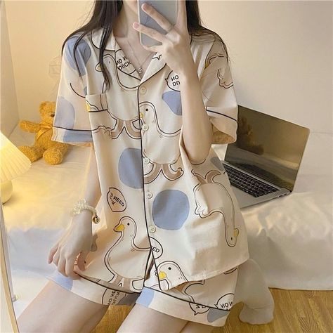 Cute Night Outfits Sleep, Tokyo Clothes, Ootd Rumahan, Cute Night Outfits, Zhang Lurang, Casual Home Outfits, Homewear Outfit, Night Wear Pajamas, Women Nightwear Dresses