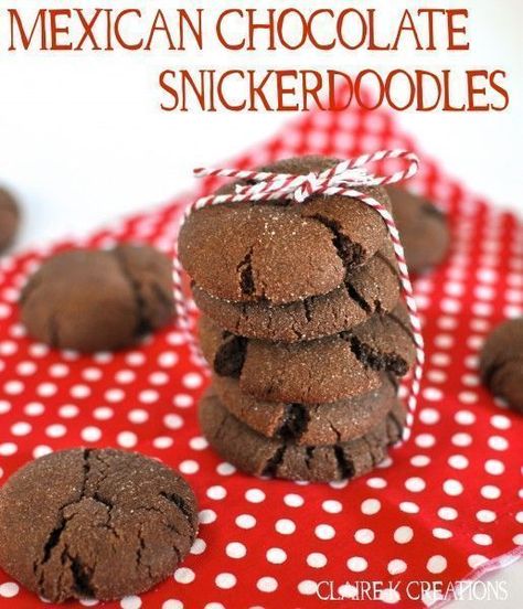 Mexican chocolate snickerdoodles - via Claire K Creations www.clairekcreations.com Christmas Cookie Trays Ideas, Chocolate Snickerdoodles, Snickerdoodle Cookie Recipe, Snicker Doodle, Snickerdoodle Cookie, Hot Chocolate Cookies, Cookie Pizza, Mexican Chocolate, Baked Treats