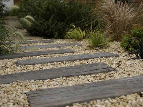 Sleepers In Garden, Low Maintenance Garden Design, Pebble Garden, Seaside Garden, Back Garden Design, Garden Paving, Garden Stepping Stones, Gravel Garden, Garden Makeover