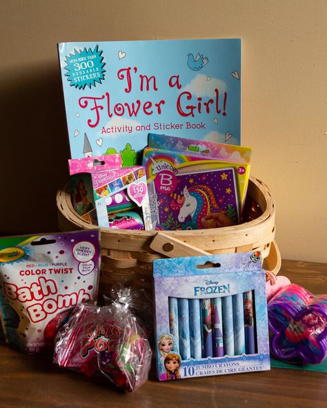 Flower Girl Proposal Ideas, Asking Flower Girl, Flower Girl Ideas, Ring Bearer Flower Girl, Flower Girl Proposal, Asking Bridesmaids, Bridesmaid Proposal Box, Flower Girl Gifts, Flower Girl Basket