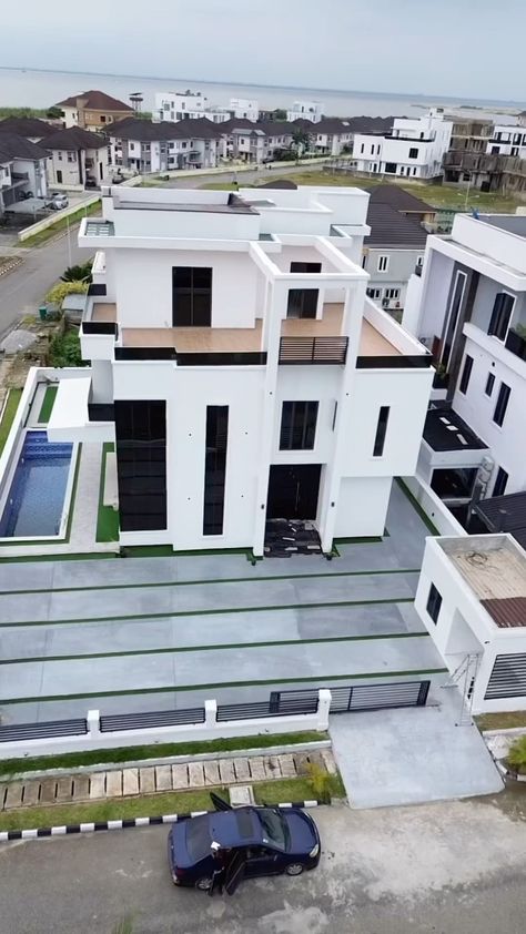 Superite Africa || Real Estate Lagos (@superiteafrica.ng) • Instagram photos and videos Houses In Africa, Real Estate Building, Duplex For Sale, Architectural Ideas, Medical Photos, Dream Life House, Fitted Kitchen, Architecture Design Drawing, Trading Charts