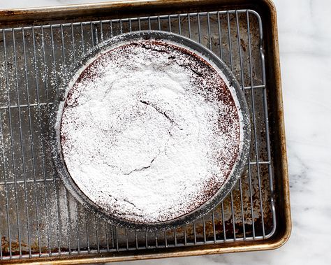 Chocolate Souffle Cake Chocolate Souffle Cake, Swedish Chocolate, Call Me Cupcake, Flourless Cake, Chocolate Souffle, Torte Cupcake, Nigella Lawson, Beautiful Food, Healthy Dessert