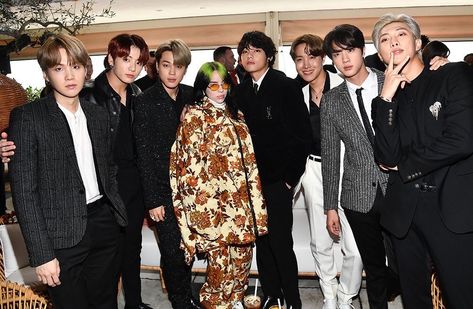 #BTS #billieeilish #KPOP Social Trends, Billboard Music Awards, Korean Boy, Bts Group, Imagine Dragons, About Bts, Halsey, Jung Kook, Fan Fiction