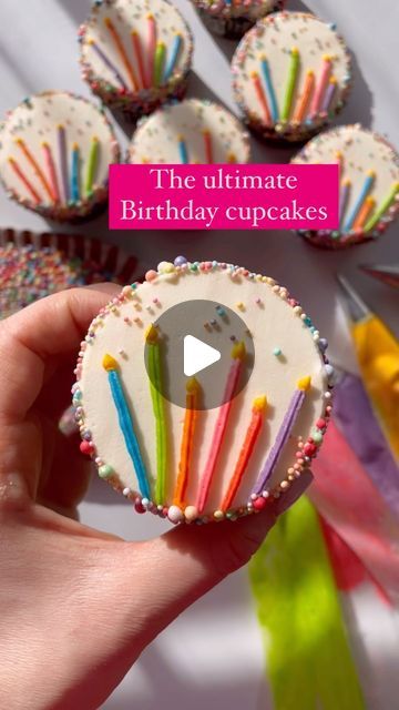 131K likes, 1,185 comments - alexlarosa on January 11, 2024: "It’s my birthday 🎈 ✨start with a flat top cupcake ✨trace your candles with a toothpick..." Candle Cupcakes, Birthday Cupcakes For Men, Work Cupcakes, Birthday Cupcakes Boy, Cupcakes For Men, Pull Apart Cake, Flat Cakes, Cupcake Decorating Tips, Cupcake Tutorial