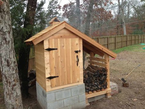 Building A Wooden House, Diy Smoker, Bbq Shed, Root Cellars, House Shed, Dream Yard, Backyard Chicken Coops, Outdoor Kitchens, Outdoor Fireplace