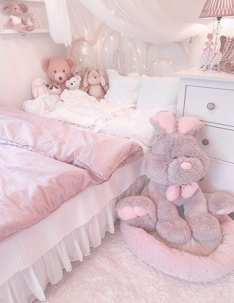 Kawaii Bedroom, Pastel Room, Cute Room Ideas, Pretty Room, Dreamy Room, Kawaii Room, Room Design Bedroom, Dream Room Inspiration, Pink Room