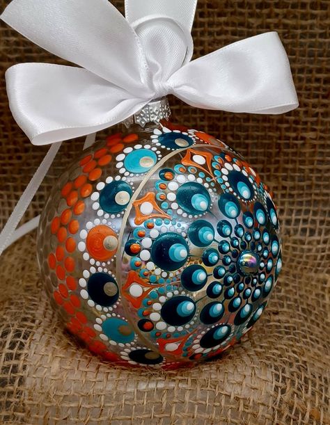 Hand Painted Bauble, Mandala Dot Art, Christmas Tv, Dotting Tool, Glass Bauble, Mandala Dots, Dot Art, Painted Glass, Dots Art