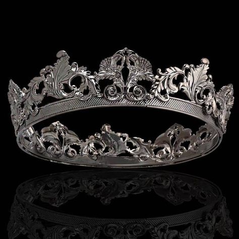 Wedding Crowns For Men, Black Crown King, Obsidian Crown, Outfit Claims, Writer Ideas, Dramatic Aesthetic, Royal Au, Fantasy Crown, Prince Crown