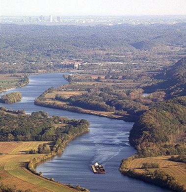 The Cumberland River near the Ashland City bridge in Cheatham County, with downtown Nashville in the distance. Ashland City Tennessee, Gallatin Tennessee, Tennessee Homes For Sale, Tennessee Homes, Cumberland River, State Of Tennessee, Downtown Nashville, Sounds Good To Me, Clarksville Tn