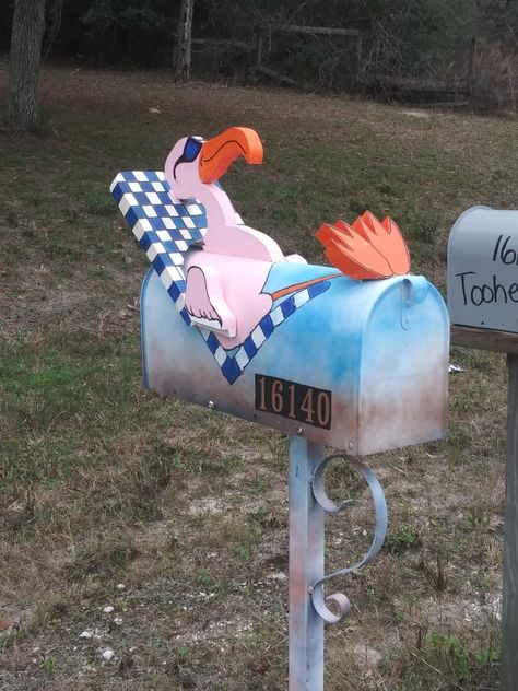 Custom Mailboxes Design, Chicken Mailbox Ideas, Cute Mail Box Ideas, Funny Mailbox Ideas, Beach Mailbox Ideas, Mailbox Repurpose Ideas, Decorated Mailboxes Ideas, Mailbox Art Ideas, Coastal Mailbox Ideas