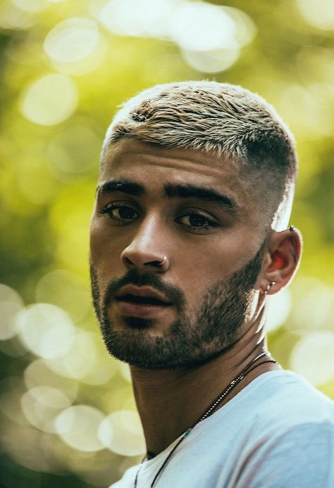 Old photoshoot Hairstyles Zayn, Zayn Malik Hairstyle, Brush Cut, Zayn Malik Photos, Zayn Malik Pics, Stylish Short Haircuts, Men Haircut Styles, Corte De Cabelo Masculino, Mens Haircuts Short