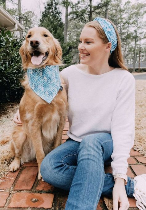 Dog Bandana Diy, Dog Photography Poses, Dog Accesories, Photos With Dog, Dog Poses, Dog Photoshoot, Me And My Dog, Dog Branding, Pet Fashion