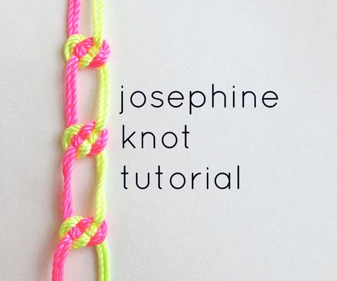 how to make a macrame plant hanger - Google Search Josephine Knot, Knot Tutorial, Macrame Knots Tutorial, Paracord Knots, String Crafts, Knots Diy, Knots Tutorial, Hemp Jewelry, Macrame Hanger