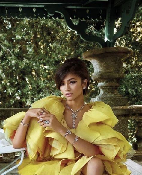 Zendaya Photoshoot, Zendaya Maree Stoermer Coleman, Zendaya Outfits, Cowgirl Style Outfits, Zendaya Style, Black Femininity, Zendaya Coleman, Birthday Photoshoot, Mellow Yellow