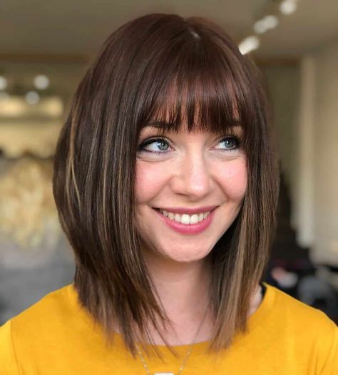 Best Hairstyles For Thick Hair, Brown Bangs, Straight Thick Hair, Hairstyles For Thick Hair, 60s Hair, Thick Hair Cuts, Thick Wavy Hair, Bob Hairstyles For Thick, Corte Bob