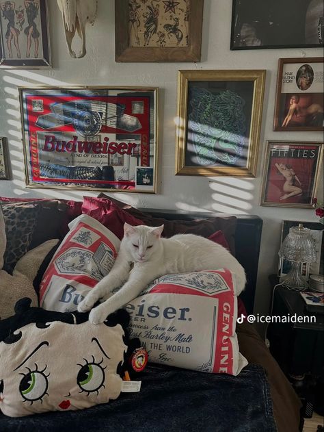 Cool Funky Room Decor, Lepord Print Room Aesthetic, Rockstar Girlfriend Apartment, Rock And Roll Apartment, Red Apartment Aesthetic, Rockstar Apartment, Maximalism Bedrooms, Punk Apartment, Living Room Aesthetic Apartment