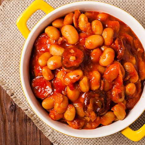 White Baked Beans, Baked Beans Recipe With Sausage, Baked Beans With Sausage, Canned Bean Recipes, Beans With Sausage, Thai Eggplant, Cottage Meals, Polish Recipe, Beans And Sausage