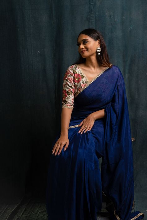 Product Will Dispatch within 24 HoursDelivered Within:UK – 3 to 5 working days.Europe – 5 to 7 working days.Canada ,Usa & Asia – 7 to 9 working days.DESCRIPTIONNavy Blue Handcrafted Party Wear Saree -Exclusive Edition 23Design & Work : Floral, HandcraftedColour : Navy BlueSaree Material : NetBlouse Material : Net, Soft SilkStitched : YesCare: Dryclean OnlyMEASUREMENTS:BlouseBust S : 28″- 32″Bust M : 34″ – 38″Bust L : 38″ – 44″Bust XL : 44” - 48”Bust XXL : 48” - 52”Saree Lenght – 44″- 45″ Fancy Sarees Blouse Models, Navy Blue Blouse Designs For Saree, Blue Party Saree, Saree Blouse Model, Dark Blue Saree, Plain Georgette Saree, Navy Blue Saree, Chinese Fancy Dress, Blue Blouse Designs