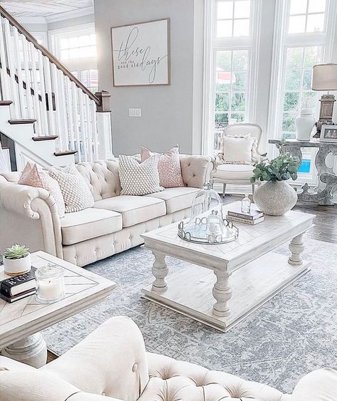 Farmhouse Glam Decor Living Room, Glam Farmhouse Living Room, Hamptons Style Living Room, Blush Living Room, Hamptons Living Room, Glam Dining Room, Beautiful Modern Farmhouse, Cream Living Rooms, Farmhouse Dining Rooms Decor