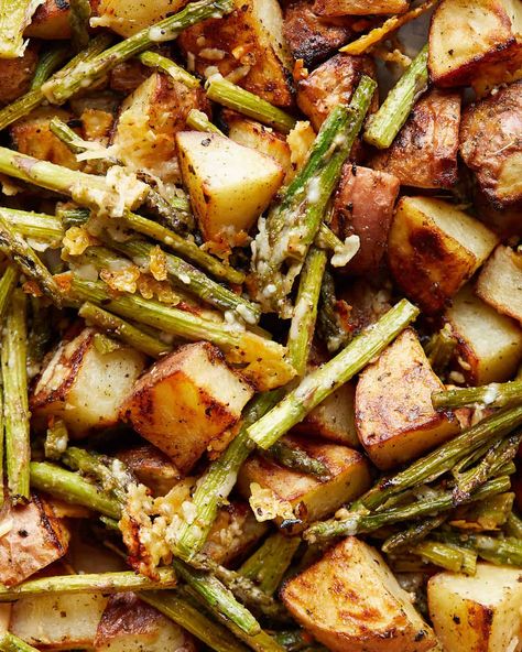 Potatoes And Asparagus Baked, Asparagus Bites, Potato And Asparagus Recipe, Roasted Potatoes And Asparagus, Roasted Mini Potatoes, Parmesan Bites, Garlic Potatoes Recipe, Potatoes And Asparagus, Asparagus Garlic