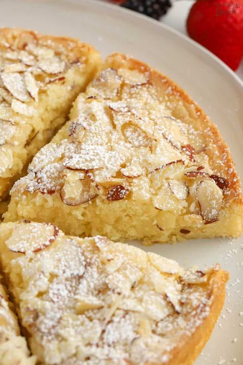 Slice of almond cake topped with sliced almonds and powdered sugar. Almond Flour Olive Oil Cake, Almond Olive Oil Cake, Almond Paste Recipes, Celebrating Sweets, Almond Desserts, Almond Pastry, Almond Cake Recipe, Torte Cupcake, Oil Cake