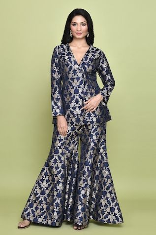 Buy Yellow Kurta And Dhoti Pant Georgette Emi Kaftan Tunic & Set For Women by Surbhi Gupta Online at Aza Fashions. Marriage Function, Dark Blue Blazer, Sharara Gharara, Crop Top Set, Lapel Blazer, Silk Tunic, Sharara Set, Embroidered Jacket, Blue Satin