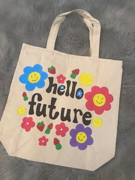 Lukis Tote Bag, Design Totebag Aesthetic, Lukisan Tote Bag, Tote Bag Design Painting, Tote Bag Design Paint, Totebag Aesthetic Design, Totebag Lukis, Tote Bag Design Ideas Aesthetic, Totebag Painting Ideas