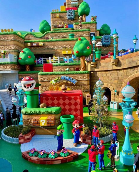 Mario World Japan, Universal Osaka, Mario Land, Super Nintendo World, Lego Mario, Nintendo World, Vinyl Art Toys, Mario Birthday Party, Creepy Images