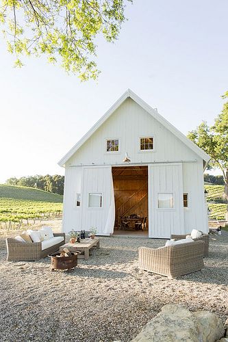 Barn Wedding Decorations, Wine Expert, White Barn, Old Barns, Barn Style, Barn House, Pool House, Wine Country, My Dream Home