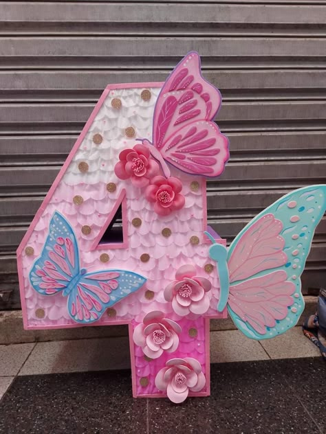 Butterfly Pinata, Princess Jasmine Birthday Party, Castle Crafts, Butterfly Birthday Theme, Fairy Garden Birthday Party, Piñata Ideas, Simple Birthday Decorations, Diy Pinata, Birthday In Heaven