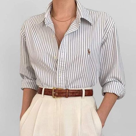 Ralph Lauren Outfits Women Casual Classy, Turtleneck Under Button Up, Mode Tips, 여름 스타일, Skandinavian Fashion, Stylish Work Attire, Business Casual Outfits For Work, Populaire Outfits, Elegante Casual