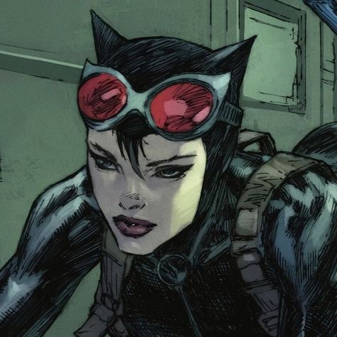 Catwoman Profile Picture, Cool Comic Art, Female Character Pfp, Catwoman Goggles, Cartoon Characters With Bangs, Dark Haired Characters, Hot Character Design, Scary Cartoon Characters, Catwoman Cartoon