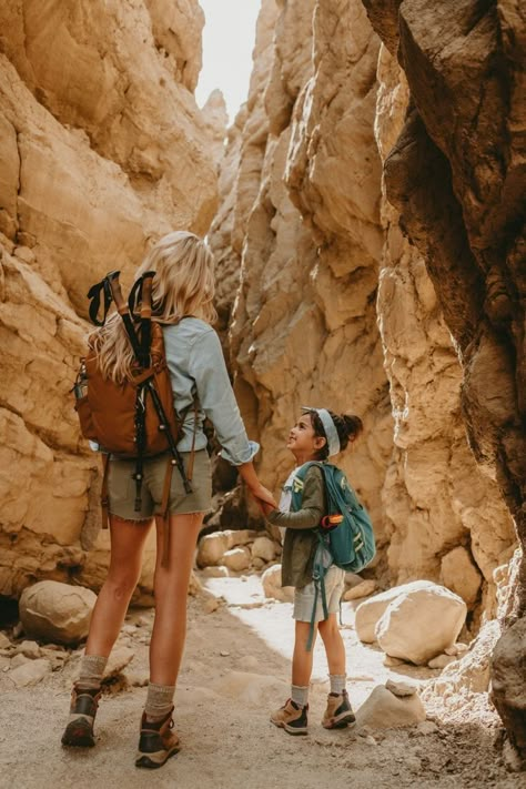 Adventure Mom, Family Hiking, Camping Aesthetic, Hiking Aesthetic, Hiking With Kids, Adventure Aesthetic, Adventure Photographer, Mountain Photography, Kids Adventure