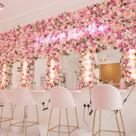 Pink And Gold Hair Salon Decor, Makeup Salon Interior Design, Flower Wall With Neon Sign, Makeup Station Salon, Makeup Studio Ideas Beauty Room, Makeup Salon Decor, Wall With Neon Sign, Makeup Studio Decor Interior Design, Makeup Studio Interior