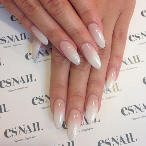 White gradation nails by @kiko_mikiko ☆Price → one color + air brush + add glitter $75☆ #nail #nailart #naildesign #gel #gelart #gelnail #geldesign #esnail #beverlyhills #gradation #ombre #fading #simplenail #salon by esnail_la http://ift.tt/1hbmxTQ Gradation Nails, Es Nails, Nail Tattoo, Makati, Perfect Nails, Ombre Nails, Nail Lacquer, Wedding Nails, Almond Nails