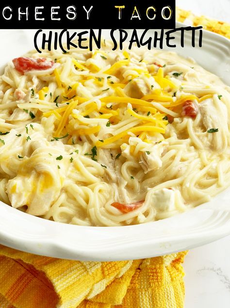 Cheesy Taco Chicken Spaghetti is a flavorful recipe and so good made in the Instant Pot Pressure Cooker. It’s a family meal that everyone is sure to enjoy, just dump and go for this perfect weeknight meal! Chicken Taco Spaghetti, Cabin Recipes, Rotel Chicken Spaghetti, Casserole Dinners, Chicken Casserole Dinners, Taco Chicken, Being Too Much, Cheesy Spaghetti, Cheesy Chicken Spaghetti