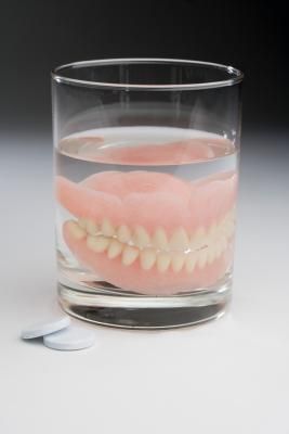 How To Whiten Dentures, How To Clean Dentures, Denture Cleaner, Family Dental Care, Unclog Drain, Partial Dentures, Girl With Green Eyes, Laser Teeth Whitening, Receding Gums