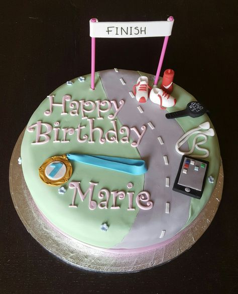 Running Birthday Cake, Running Themed Cake, Running Cakes Runners Birthday, Runner Cake Ideas, Runner Birthday Cake, Running Cake, Bday Dinner, 13 Birthday Cake, Themed Birthday Cakes